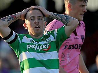 In Pictures: Dundalk thrash Fi...